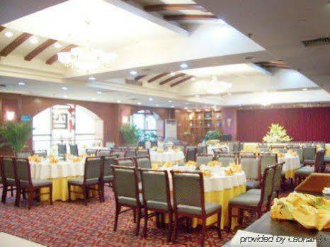 Wu Liang Ye Grand Hotel Chengdu Bagian luar foto
