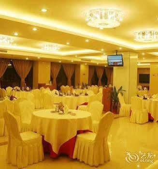 Wu Liang Ye Grand Hotel Chengdu Bagian luar foto