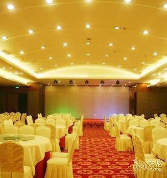 Wu Liang Ye Grand Hotel Chengdu Bagian luar foto