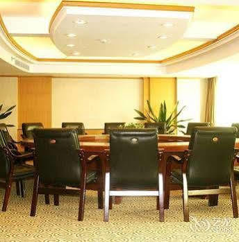 Wu Liang Ye Grand Hotel Chengdu Bagian luar foto